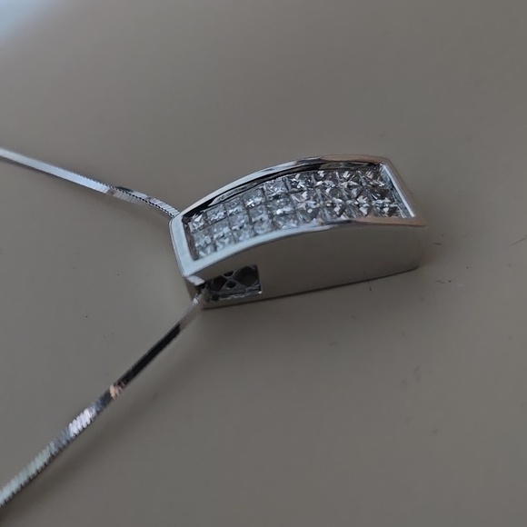 STATEMENT! 14 KARAT WHITE GOLD INVISIBLE SET NATURAL DIAMOND BAR SLIDE PENDANT - Picture 7 of 9